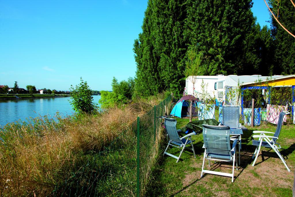 Camping International De Maisons-Laffitte Hotel Exterior photo